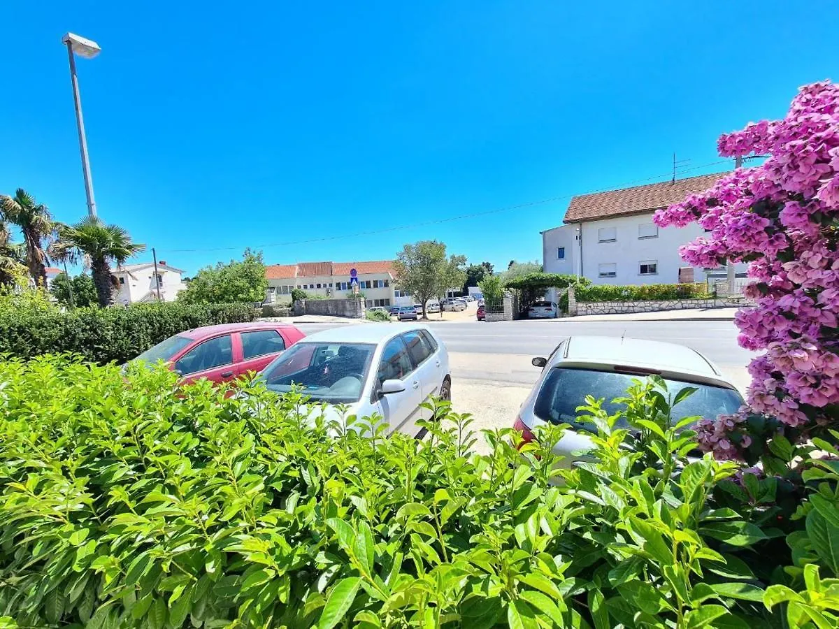 Mentha Apartment Kastela Croatia