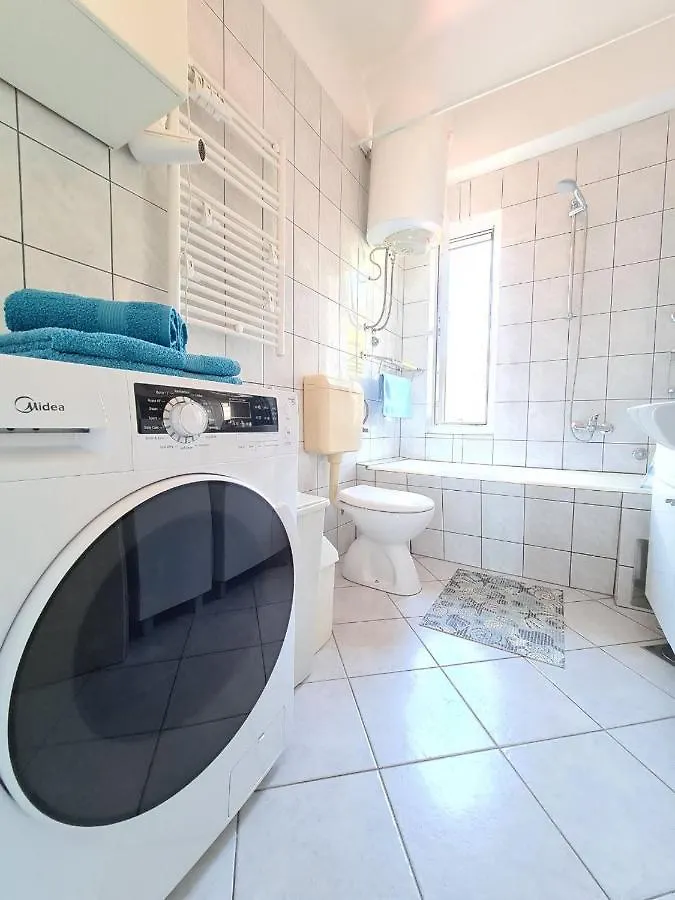 Mentha Apartment Kastela Croatia