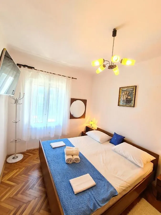 Mentha Apartment Kastela Croatia